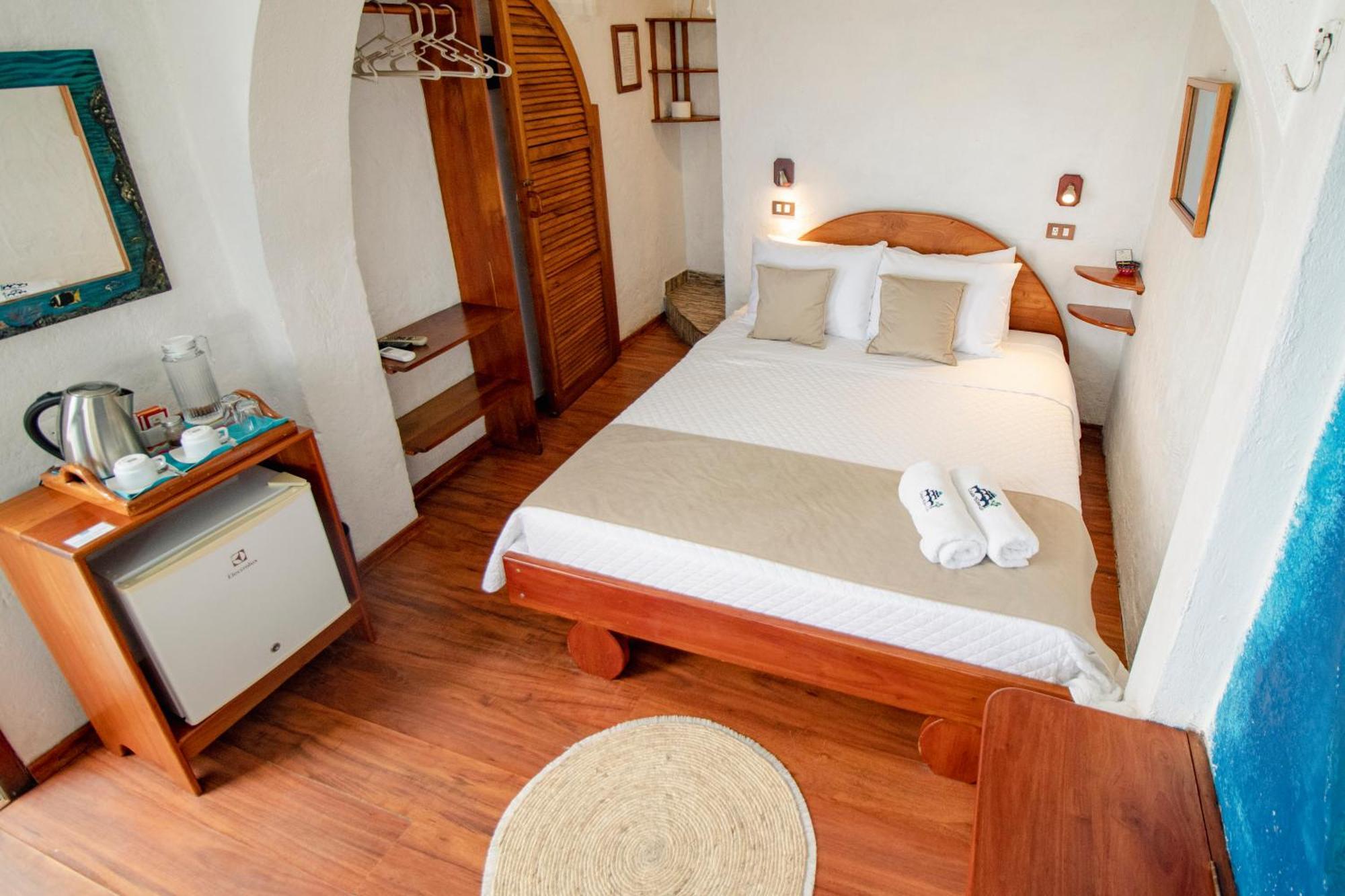 Hotel Casa Blanca Puerto Baquerizo Moreno Cameră foto